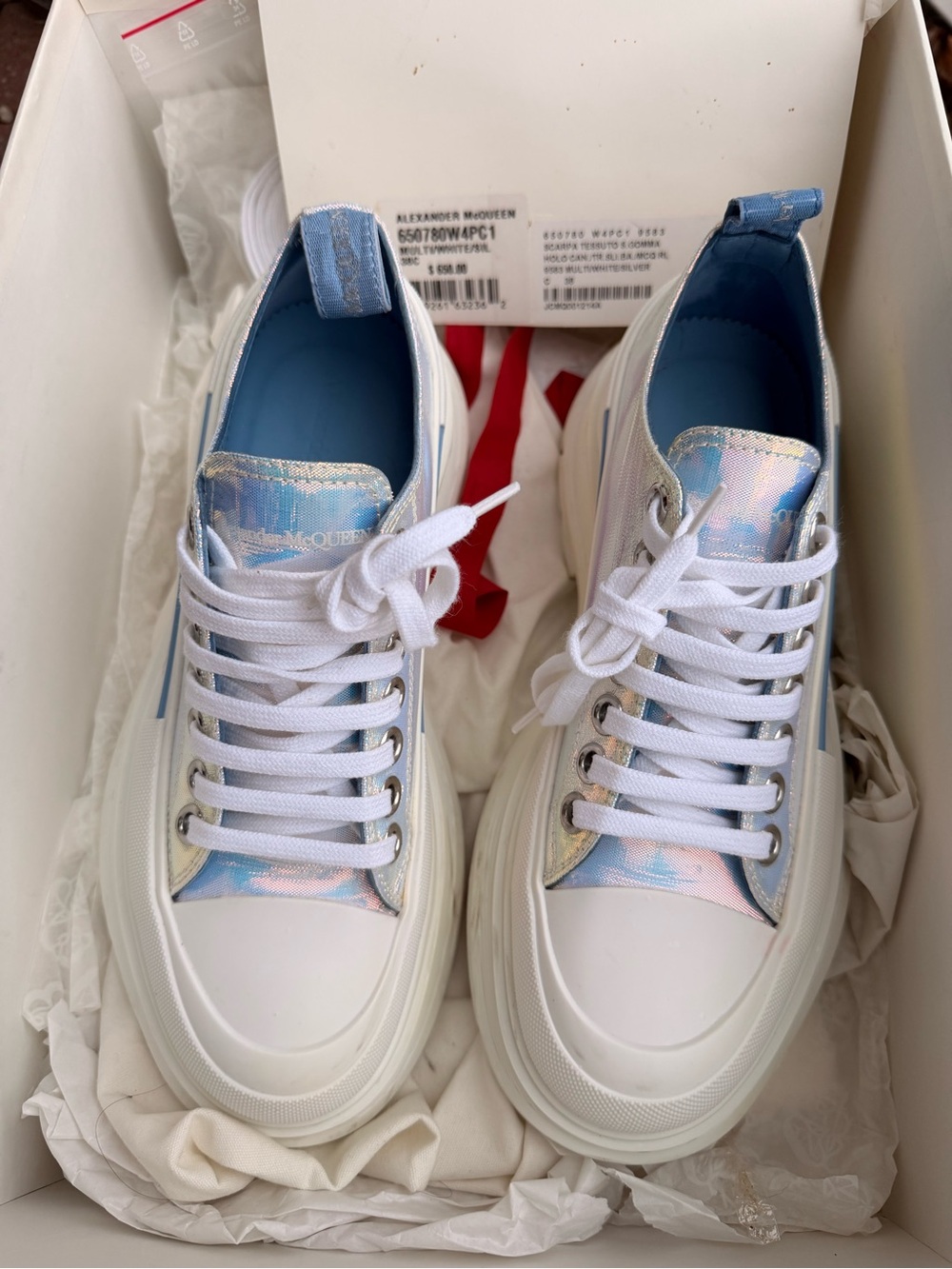 Alexander McQueen White Iridescent Lace-Up Platform Sneakers